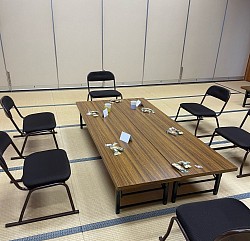 イス